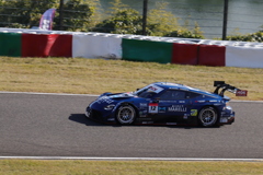 車
