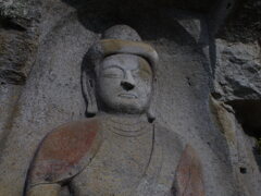 舘ヶ岡の磨崖仏