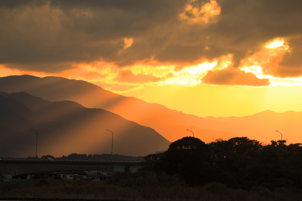 河口の夕暮れ - ①