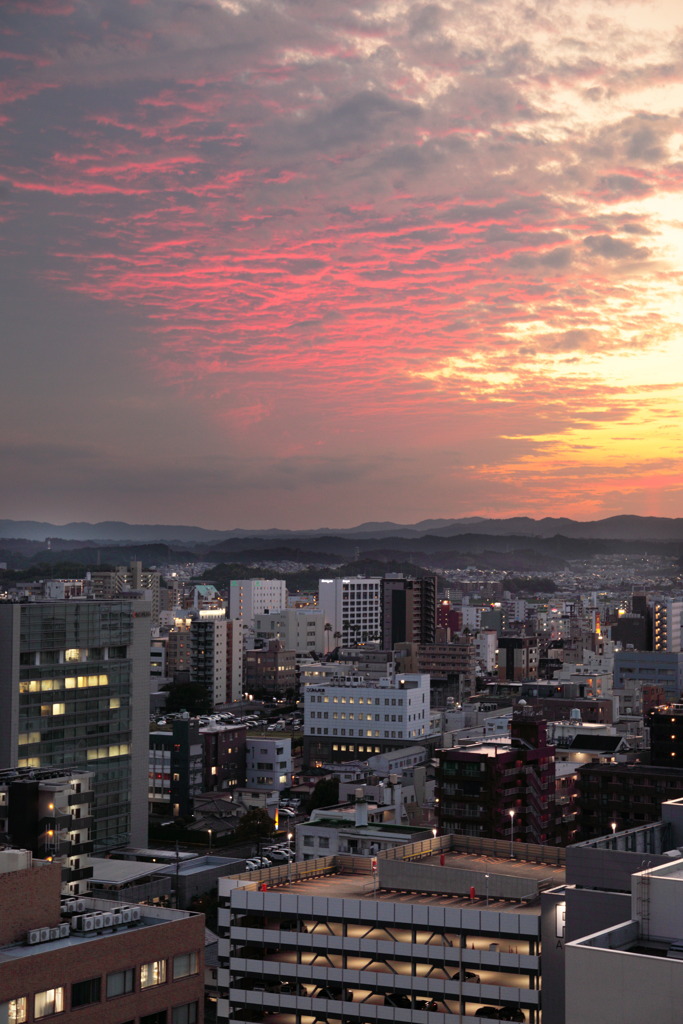 街の灯りが点く頃 ①