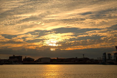 港の夕焼け - ①