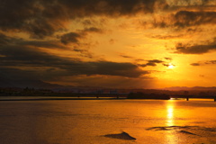 河口の夕暮れ - ①