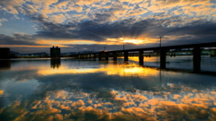 鉄橋の夕暮れ - ①