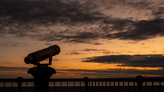 夕空を眺む