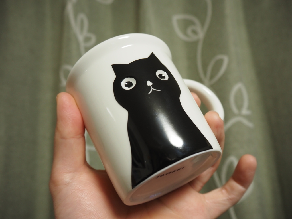 猫のマグカップ