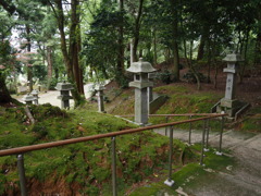 神社の道