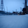 早朝の雪道