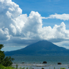 海と火山