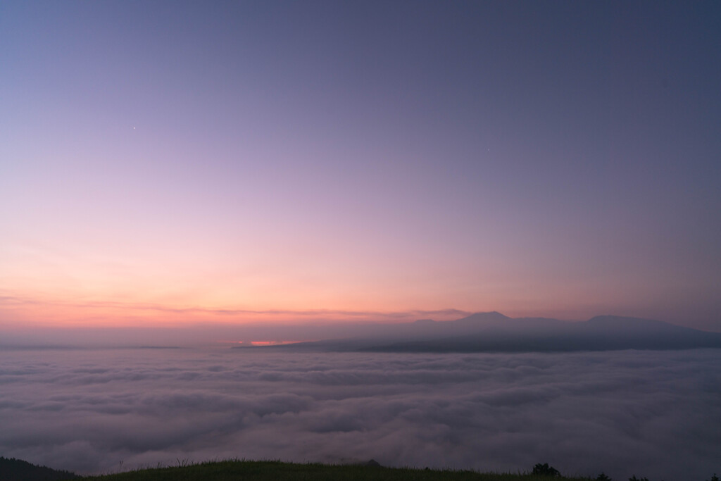 夜明け前の雲海