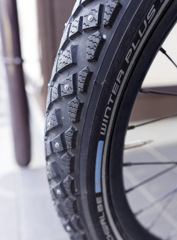 スパイクタイヤに履き替え