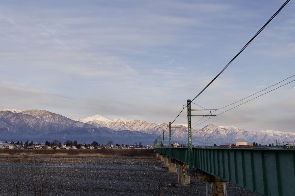 やましろ feat. 鉄橋