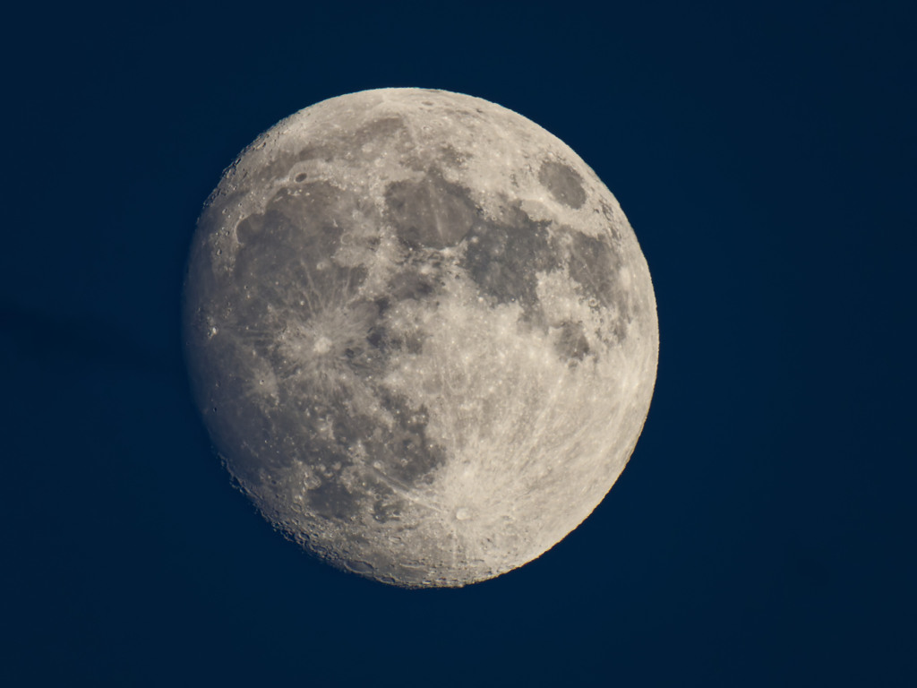 彗星が見えないので、月をとる