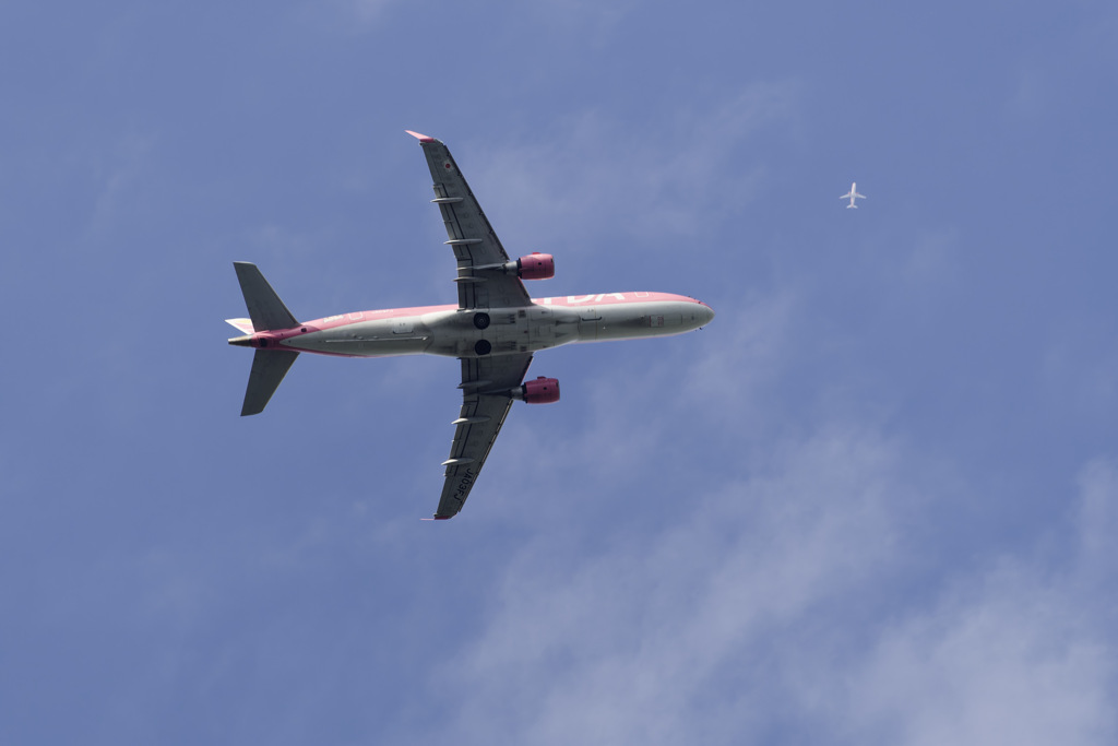 １機撮ったつもりが２機写っていた