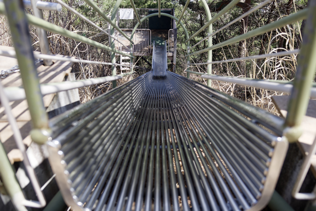 昭和の公園特有の謎滑り台