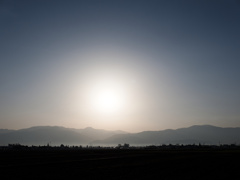 今朝もやや黄砂