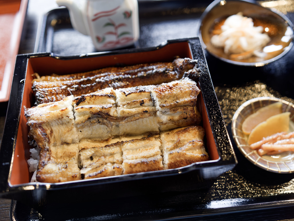 うなぎのじゅう（半分白焼き）
