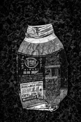 潰れた缶