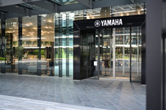 YAMAHA