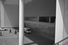NISSAN グローバル本社