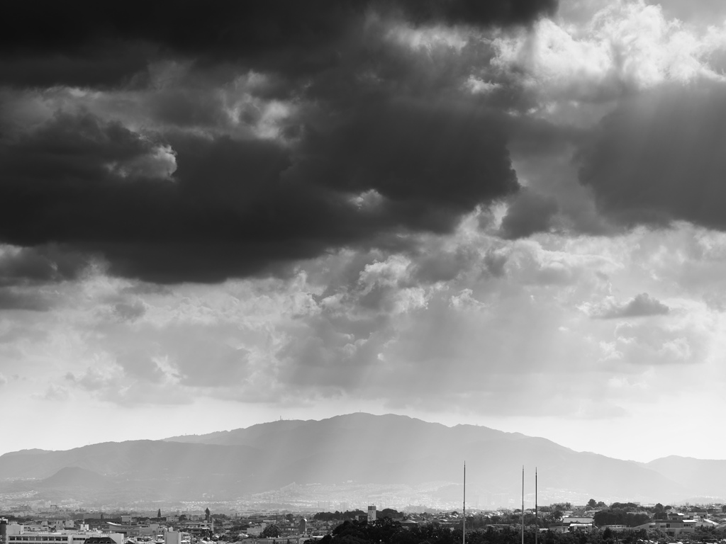 Monochrome sky 1