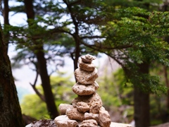 積石をよくみかけました