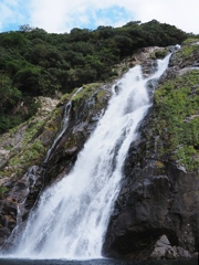 大川の滝、横から