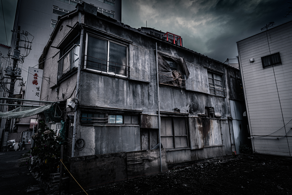 哀愁漂う建物