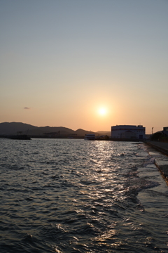 夕暮れの海