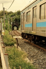 トンネル抜けて