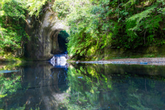 亀岩の洞窟