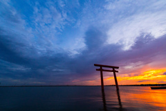 夕暮れの鹿島神宮入口