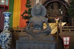 釈迦苦行像