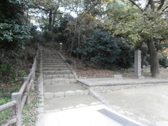 摂津・大塚城址にて・・・