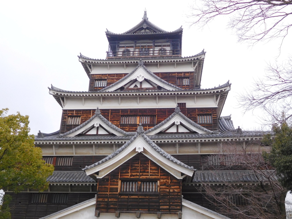 安芸・広島城址にて・・・