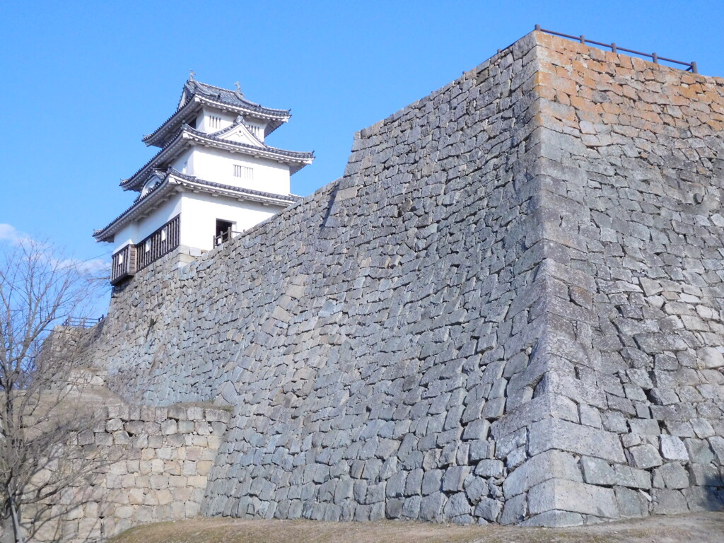讃岐・丸亀城址にて・・・