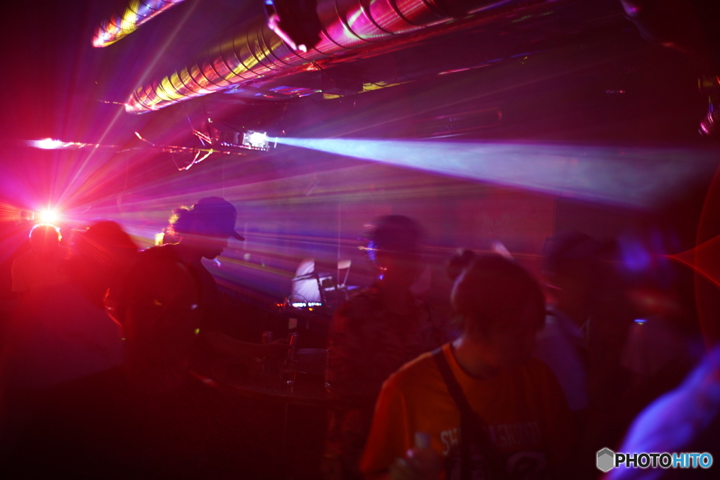 NIGHT DANCE④