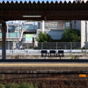 誰もいない駅のホーム