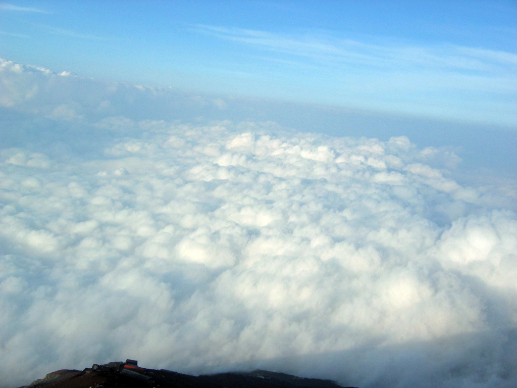雲海（富士山八合目にて）