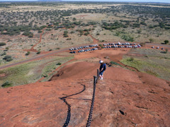 エアーズロック登山