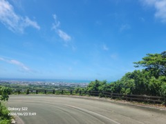 [石垣島]展望台周辺の道