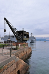 魚雷積載用クレーン