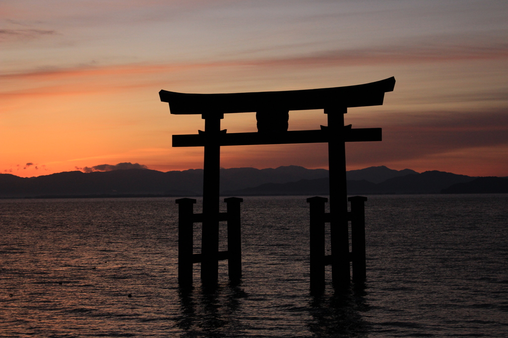 白鬚神社