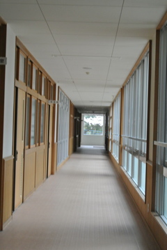 最後の廊下を歩く