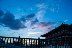 奈良の空と興福寺