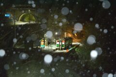 そほふる雪の無人駅