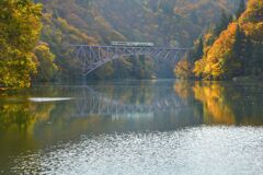 静寂破りて静寂至る