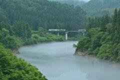 けふの朝は漫ろなる