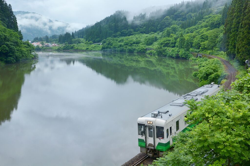 溽暑の朝