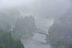 驟雨烟ル