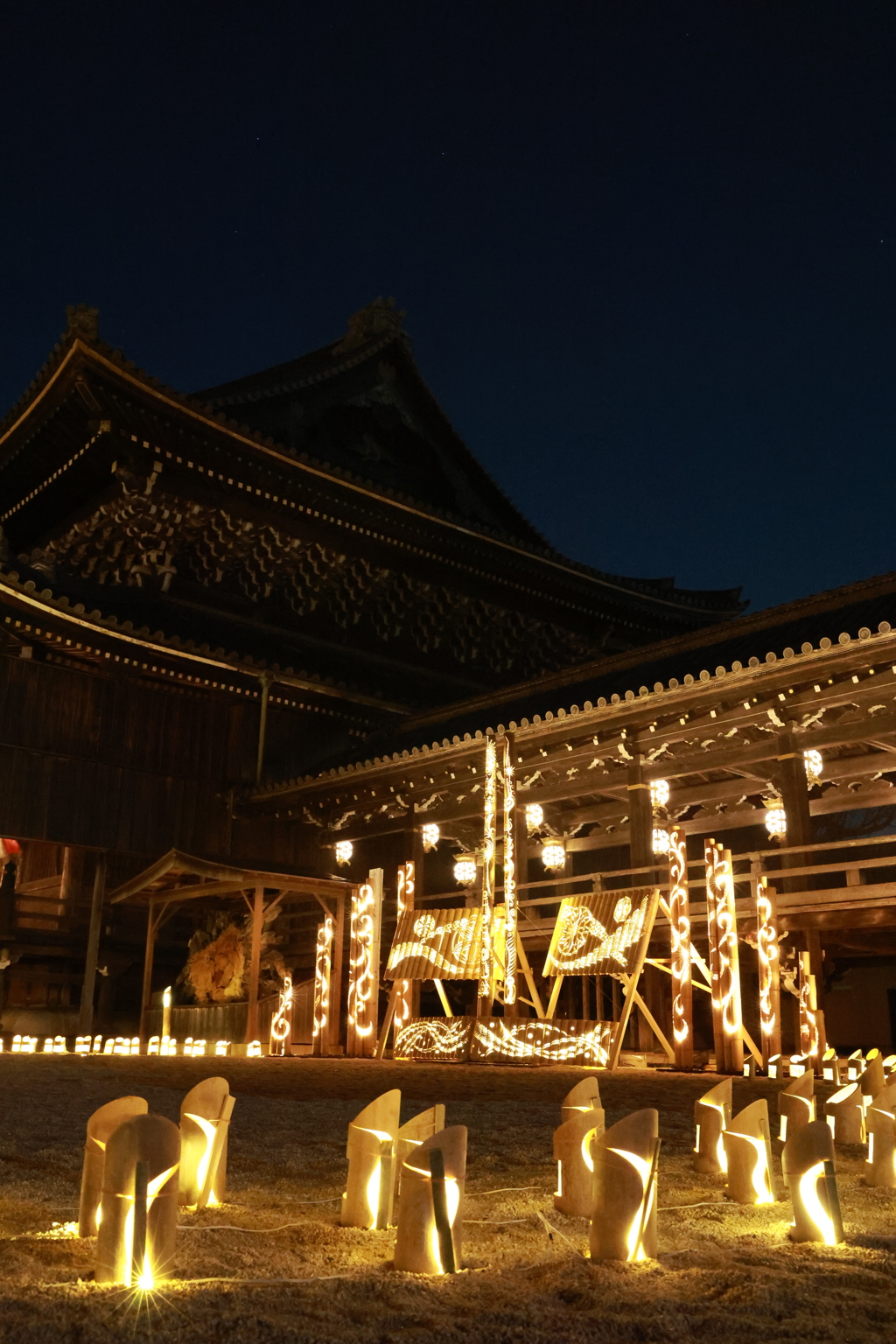 専修寺　お七夜竹あかり